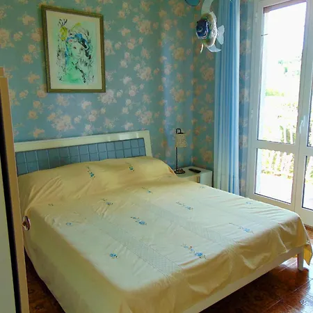 M292 - Marcelli, Quadrilocale Con Giardino A 50mt Dal Mare *