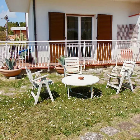 M292 - Marcelli, Quadrilocale Con Giardino A 50mt Dal Mare *
