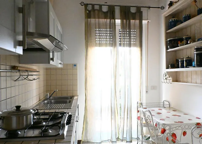 M292 - Marcelli, Quadrilocale Con Giardino A 50mt Dal Mare Marcelli