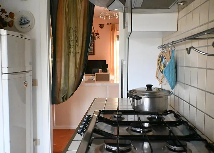 M292 - Marcelli, Quadrilocale Con Giardino A 50mt Dal Mare *